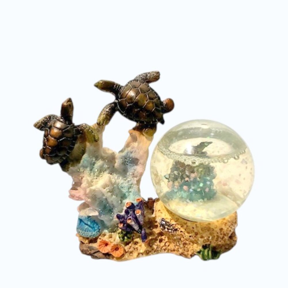 Sea Turtle Snow Globe Figurine